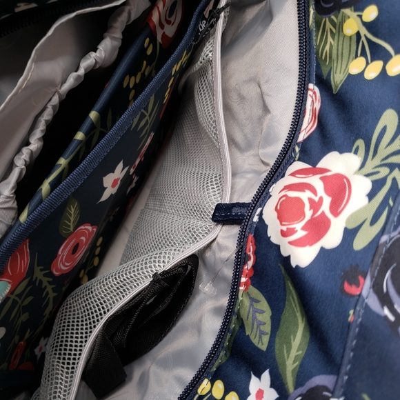 Jujube Encore Tote Midnight Posy NEW Diaper Bag Insulated Changing Pad Straps - Picture 11 of 14